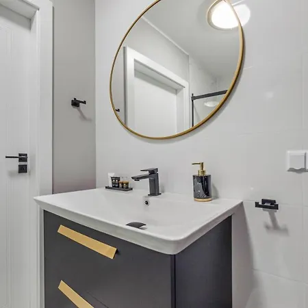 Apartment Piaskowy - Posesja Kapitanska -holiday Grzybowo (West Pomeranian)